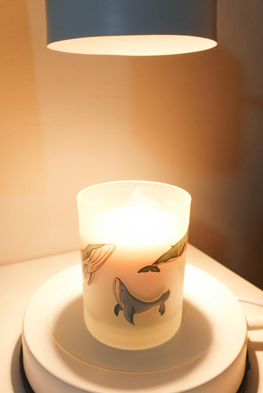 WHALES CANDLE